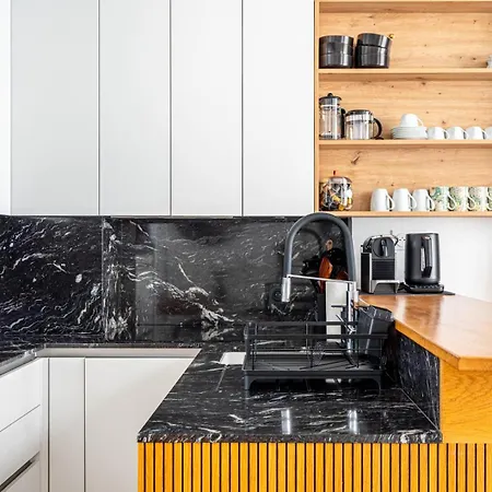 Guestready - Parisian Charm Near Notre-dame *