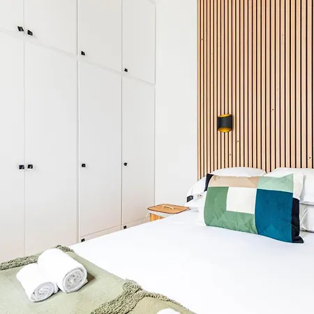 Guestready - Parisian Charm Near Notre-dame Apartment *